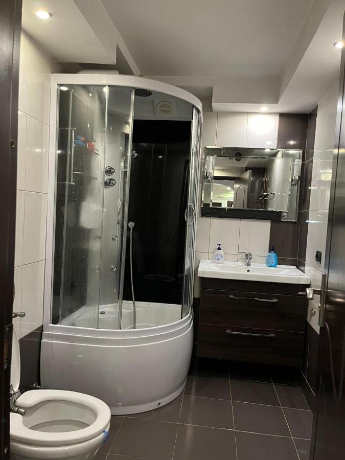 Apartament Mattias Calimanesti Luaran gambar